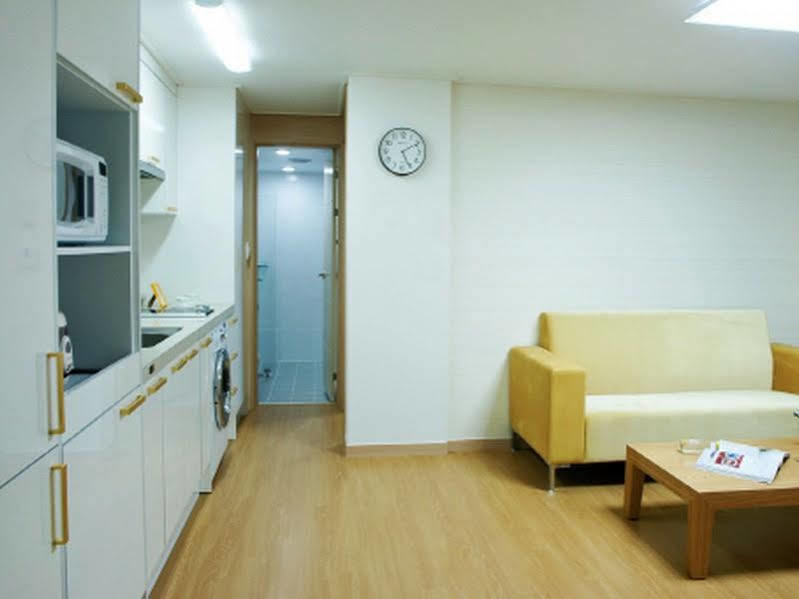Jungmun Yegreen Residence Hotel Seogwipo Eksteriør billede